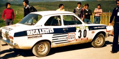 Giovanni Salvi - Pedro de Almeida
11º Rallye de Portugal Vinho do Porto 1977. Ford Escort RS 2000 MKI (CR-47-41). Clasificado 8º.

Del 1 al 6 de Marzo, Estoril.
Superficie: asfalto - tierra.

El Rally tenia un total de 2458 km de los que 580 km divididos en 46 tramos eran especiales, (2 de ellas fueron canceladas SS18 Sao Lourenco da Montaria de 27 Km y SS 24 Carvalhas de 6 Km).

Tomaron la salida 103 equipos, finalizaron 27.@
Palabras clave: Ford;Escort;MKI;Portugal;1977