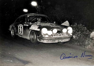 Américo da Silva Nunes - Mira Amaral
11º Rallye de Portugal Vinho do Porto 1977. Porsche 911 S 2.4. (CG-39-87). Clasificado 9º.

Del 1 al 6 de Marzo, Estoril.
Superficie: asfalto - tierra.

El Rally tenia un total de 2458 km de los que 580 km divididos en 46 tramos eran especiales, (2 de ellas fueron canceladas SS18 Sao Lourenco da Montaria de 27 Km y SS 24 Carvalhas de 6 Km).

Tomaron la salida 103 equipos, finalizaron 27.@
Palabras clave: ;Porsche;Portugal;1977