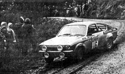 Bror Danielsson - Mike Broad
26º Lombard RAC Rally 1977. Opel Kadett GT/E 16V (VCP 223R). Clasificado 10º.

Del 20 al 24 de Noviembre, London, York, Inglaterra.
Superficie: tierra - asfalto.

El Rally tenia un total de 3069 km de los que 674.45 km divididos en 69 tramos eran especiales, (2 de ellas fueron canceladas SS54 Cardrona de 9,66 Km y SS56 Elibank de 6,44 Km).

Tomaron la salida 182 equipos, finalizaron 67.@
Palabras clave: Opel;Kadett;GT/E;Gran_Bretaña;1977;RAC_Rally;Inglaterra