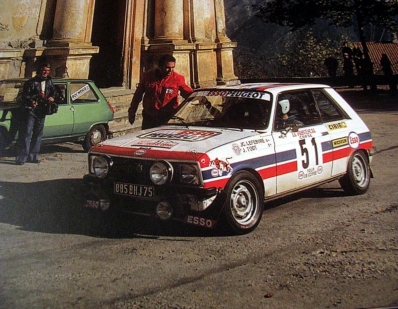 Jean-Claude Lefebvre - Jean Todt
21º Tour de Corse 1977. Peugeot 104 ZS (885 BHJ 75). Clasificado 10º.

Del 5 al 6 de Noviembre, Ajaccio, Córcega; Francia.
Superficie: asfalto.

El Rally tenia un total de 1350 km de los que 645.80 km divididos en 13 tramos eran especiales.

1ª ETAPA
SS1 Tavera - Bastelica 17.10 km
SS2 Coti - Chiavari 14.80 km
SS3 Acqua d'Oria - Stiliccione 16.50 km
SS4 Muratello - Orone 21.60 kM
SS5 Quenza - Prunelli 131.30 km
SS6 Kamiesh - Zonza 38.50 km
SS7 Olivese - Bains de Guitera 10.10 km
Total etapal 249.90 km

2ª ETAPA
SS8 Palneca - Ghisoni 34.70 km
SS9 St Antoine - Pont St Laurent 97.60 km
SS10 Ponte Nuovo - Teddia 97.40 km
SS11 Talasani - La Porta 24.90 km
SS12 Casta - Pietra Moneta 17.00 km
SS13 Calvi - Vico 124.30 km

Total etapal 395.90 km
Total evento 645.80 km

Se inscribieron 134 equipos, tomaron la salida 120, finalizaron 32.
@
Palabras clave: Jean_Todt;Peugeot;Corse;Corcega;1977