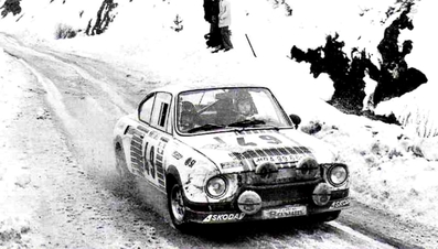Vaclav Blahna - Lubislav Hlavka
45º Rallye Automobile de Monte-Carlo 1977. Skoda 130 RS (MBA 99-66). Clasificado 12º.

Del 22 al 28 de Enero, Monte-Carlo .
Superficie: asfalto - nieve.

El Rally tenia un total de 4800 km de los que 540.50 km divididos en 27 tramos eran especiales (una de ellas fue cancelada SS2 Col de Fontbelle de 35.00 Km).

Se inscribieron 217 equipos, tomaron la salida 198, finalizaron 118 en lista, llegaron 47 en meta.@
Palabras clave: Skoda;Montecarlo;1977;Nieve