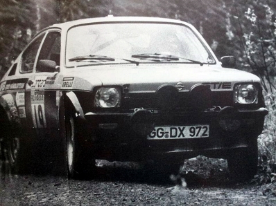Anders Kullang - Bruno Berglund
26º Lombard RAC Rally 1977. Opel Kadett GT/E (GG-DX 972). Clasificado 15º.

Del 20 al 24 de Noviembre, London, York, Inglaterra.
Superficie: tierra - asfalto.

El Rally tenia un total de 3069 km de los que 674.45 km divididos en 69 tramos eran especiales, (2 de ellas fueron canceladas SS54 Cardrona de 9,66 Km y SS56 Elibank de 6,44 Km).

Tomaron la salida 182 equipos, finalizaron 67.@
Palabras clave: ;Opel;Kadett;GT/E;Celica;Gran_Bretaña;1977;RAC_Rally;Inglaterra