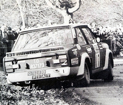 Fulvio Bacchelli - Francesco Rossetti
26º Lombard RAC Rally 1977. Fiat 131 Abarth (TO R37173). Clasificado 17º.

Del 20 al 24 de Noviembre, London, York, Inglaterra.
Superficie: tierra - asfalto.

El Rally tenia un total de 3069 km de los que 674.45 km divididos en 69 tramos eran especiales, (2 de ellas fueron canceladas SS54 Cardrona de 9,66 Km y SS56 Elibank de 6,44 Km).

Tomaron la salida 182 equipos, finalizaron 67.@
Palabras clave: ;Fiat;Abarth;Gran_Bretaña;1977;RAC_Rally;Inglaterra