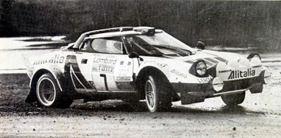 Sandro Munari - Piero Sodano
26º Lombard RAC Rally 1977. Lancia Stratos HF (TO N14328). Clasificado 25º.

Del 20 al 24 de Noviembre, London, York, Inglaterra.
Superficie: tierra - asfalto.

El Rally tenia un total de 3069 km de los que 674.45 km divididos en 69 tramos eran especiales, (2 de ellas fueron canceladas SS54 Cardrona de 9,66 Km y SS56 Elibank de 6,44 Km).

Tomaron la salida 182 equipos, finalizaron 67.@
Palabras clave: Sandro_Munari;Lancia;Stratos;RAC_Rally;Gran_Bretaña;1977;Inglaterra