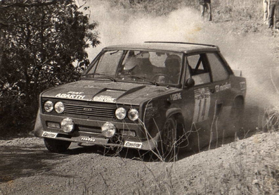 Livio Lorenzelli
10º Rallye dell'Isola d'Elba 1977. Fiat 131 Abarth.

Del 21 al 23 de Abril, Portoferraio.
Superficie: asfalto - tierra.

El Rally constaba de 2 etapas y un total de 730.00 km de los que 474.80 km divididos en 38 tramos eran especiales.

Tomaron la salida 162 equipos, finalizaron 60.@
Palabras clave: Livio_Lorenzelli;Elba;Fiat;1977
