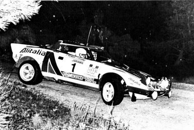 Sandro Munari - Piero Sodano
25º RACE Rallye de España 1977. Lancia Stratos HF (TO N98792). Abandonó por motor en el tramo "La Horizontal".

Del 21 al 23 de Octubre (Coef.4) Puntuable para el Campeonato de Europa de Rallyes para conductores, Jarama, Madrid, España.
Superficie: asfalto - tierra.

El Rally tenia un total de 1343.20 Km de los que 407.70 Km divididos en 27 tramos eran especiales (3 de ellos fueron cancelados SS7 Puerto de Cotos, SS18 El Pontón y SS22 La Quesera).

Se inscribieron 66 equipos, tomaron la salida 45, finalizaron 17.@
Palabras clave: Sandro_Munari;Lancia;Stratos;RACE;España;1977;Spain