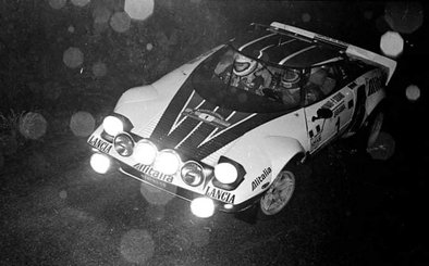 Sandro Munari - Piero Sodano
5º RACE Rallye de España 1977. Lancia Stratos HF (TO N98792). Abandonó por motor en el tramo "La Horizontal".

Del 21 al 23 de Octubre (Coef.4) Puntuable para el Campeonato de Europa de Rallyes para conductores, Jarama, Madrid, España.
Superficie: asfalto - tierra.

El Rally tenia un total de 1343.20 Km de los que 407.70 Km divididos en 27 tramos eran especiales (3 de ellos fueron cancelados SS7 Puerto de Cotos, SS18 El Pontón y SS22 La Quesera).

Se inscribieron 66 equipos, tomaron la salida 45, finalizaron 17.@
Palabras clave: Sandro_Munari;Lancia;Stratos;RACE;España;1977;Spain