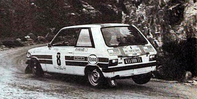 Timo Makinen - Henry Liddon
21º Tour de Corse 1977. Peugeot 104 ZS. Abandonò por accidente.
El Rally tenia un total de 1350 km de los que 645.79 km divididos en 13 tramos, eran especiales.21º Tour de Corse 1977. Peugeot 104 ZS (415 BHH 75). Abandonó por accidente.

Del 5 al 6 de Noviembre, Ajaccio, Córcega; Francia.
Superficie: asfalto.

El Rally tenia un total de 1350 km de los que 645.80 km divididos en 13 tramos eran especiales.

1ª ETAPA
SS1 Tavera - Bastelica 17.10 km
SS2 Coti - Chiavari 14.80 km
SS3 Acqua d'Oria - Stiliccione 16.50 km
SS4 Muratello - Orone 21.60 kM
SS5 Quenza - Prunelli 131.30 km
SS6 Kamiesh - Zonza 38.50 km
SS7 Olivese - Bains de Guitera 10.10 km
Total etapal 249.90 km

2ª ETAPA
SS8 Palneca - Ghisoni 34.70 km
SS9 St Antoine - Pont St Laurent 97.60 km
SS10 Ponte Nuovo - Teddia 97.40 km
SS11 Talasani - La Porta 24.90 km
SS12 Casta - Pietra Moneta 17.00 km
SS13 Calvi - Vico 124.30 km

Total etapal 395.90 km
Total evento 645.80 km

Se inscribieron 134 equipos, tomaron la salida 120, finalizaron 32.
@
Se inscribieron 134 equipos, tomaron la salida 120, finalizaron 32.@
Palabras clave: Timo_Mäkinen;Peugeot;Corse;Corcega;1977