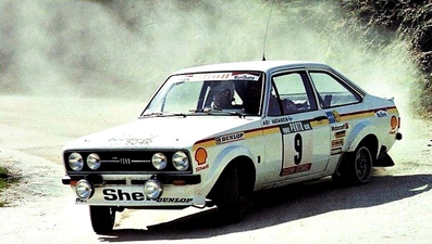 Ari Vatanen - Peter Bryant
11º Rallye de Portugal Vinho do Porto 1977. Ford Escort RS 1800 MKII (POO 504R). Abandonó por accidente.

Del 1 al 6 de Marzo, Estoril.
Superficie: asfalto - tierra.

El Rally tenia un total de 2458 km de los que 580 km divididos en 46 tramos, eran especiales, (2 de ellas fueron canceladas SS18 Sao Lourenco da Montaria de 27 Km y SS 24 Carvalhas de 6 Km).

Tomaron la salida 103 equipos, finalizaron 27.@
Palabras clave: ;Ford;Escort;MKII;Portugal;1977