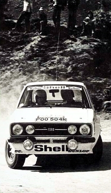 Ari Vatanen - Peter Bryant
11º Rallye de Portugal Vinho do Porto 1977. Ford Escort RS 1800 MKII (POO 504R). Abandonó por accidente.

Del 1 al 6 de Marzo, Estoril.
Superficie: asfalto - tierra.

El Rally tenia un total de 2458 km de los que 580 km divididos en 46 tramos, eran especiales, (2 de ellas fueron canceladas SS18 Sao Lourenco da Montaria de 27 Km y SS 24 Carvalhas de 6 Km).

Tomaron la salida 103 equipos, finalizaron 27.@
Palabras clave: ;Ford;Escort;MKII;Portugal;1977