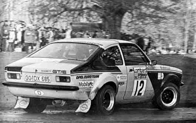 Walter Röhrl - Willi-Peter Pitz
26º Lombard RAC Rally 1977. Opel Kadett GT/E (GG-DX 685). Abandonó por motor en SS37 Clocaenog 3 de 8,05 Km.

Del 20 al 24 de Noviembre, London, York, Inglaterra.
Superficie: tierra - asfalto.

El Rally tenia un total de 3069 km de los que 674.45 km divididos en 69 tramos eran especiales, (2 de ellas fueron canceladas SS54 Cardrona de 9,66 Km y SS56 Elibank de 6,44 Km).

Tomaron la salida 182 equipos, finalizaron 67.@
Palabras clave: Walter_Röhrl;Opel;Kadett;GT/E;RAC_Rally;Gran_Bretaña;1977;Inglaterra