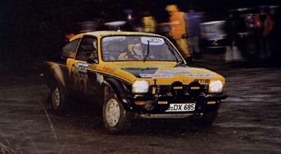 Walter Röhrl - Willi-Peter Pitz
26º Lombard RAC Rally 1977. Opel Kadett GT/E (GG-DX 685). Abandonó por motor en SS37 Clocaenog 3 de 8,05 Km.

Del 20 al 24 de Noviembre, London, York, Inglaterra.
Superficie: tierra - asfalto.

El Rally tenia un total de 3069 km de los que 674.45 km divididos en 69 tramos eran especiales, (2 de ellas fueron canceladas SS54 Cardrona de 9,66 Km y SS56 Elibank de 6,44 Km).

Tomaron la salida 182 equipos, finalizaron 67.@
Palabras clave: Walter_Röhrl;Opel;Kadett;GT/E;RAC_Rally;Gran_Bretaña;1977;Inglaterra