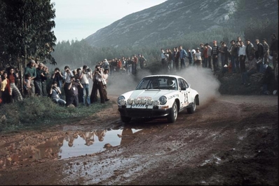 Juan-Bautista Martínez Gemar (Crady) - Charletty
11º Rallye de Portugal Vinho do Porto 1977. Porsche 911 Carrera RS 2.7 (O-5333-E). Abandonó por salida de pista.
Escudería GES

Del 1 al 6 de Marzo, Estoril.
Superficie: asfalto - tierra.

El Rally tenia un total de 2458 km de los que 580 km divididos en 46 tramos, eran especiales, (2 de ellas fueron canceladas SS18 Sao Lourenco da Montaria de 27 Km y SS 24 Carvalhas de 6 Km).

Tomaron la salida 103 equipos, finalizaron 27.@
Palabras clave: Porsche;Portugal;1977
