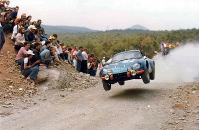 Eleni Seferli "Eni" - Alekos Tsantoulas
24º Acropolis Rally 1977. Alpine-Renault A110 1600. Abandonó en SS38 Evrostina de 35.96 km.

Del 28 de Mayo al 3 de Junio, Atenas, Grecia.
Superficie: tierra.

El Rally tenia un total de 2760 km de los que 763.08 km divididos en 52 tramos eran especiales (tres de ellos fueron cancelados SS1 Dhekelia 1 de 13,40 km, SS16 Elati de 27.07 km y SS33 Dhekelia 2 de 13.40 km).

Tomaron la salida 165 equipos, finalizaron 29.

Para mas informacion [url=http://wp.me/p6aCPr-mf] Clic en la foto o aqui si esta azul[/url]
For more information [url=http://wp.me/p6aCPr-mf] Click on the picture or here if blue [/url]
@
Palabras clave: Renault;Alpine;Grecia;Acropolis;1977;