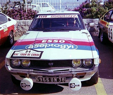 Marianne Hoepfner - Denise Emmanuelli
21º Tour de Corse 1977. Toyota Celica (6966 UN 38). Abandonó por problemas mecánicos.

Del 5 al 6 de Noviembre, Ajaccio, Córcega; Francia.
Superficie: asfalto.

El Rally tenia un total de 1350 km de los que 645.80 km divididos en 13 tramos eran especiales.

1ª ETAPA
SS1 Tavera - Bastelica 17.10 km
SS2 Coti - Chiavari 14.80 km
SS3 Acqua d'Oria - Stiliccione 16.50 km
SS4 Muratello - Orone 21.60 km
SS5 Quenza - Prunelli 131.30 km
SS6 Kamiesh - Zonza 38.50 km
SS7 Olivese - Bains de Guitera 10.10 km
Total etapal 249.90 km

2ª ETAPA
SS8 Palneca - Ghisoni 34.70 km
SS9 St Antoine - Pont St Laurent 97.60 km
SS10 Ponte Nuovo - Teddia 97.40 km
SS11 Talasani - La Porta 24.90 km
SS12 Casta - Pietra Moneta 17.00 km
SS13 Calvi - Vico 124.30 km

Total etapal 395.90 km
Total evento 645.80 km

Se inscribieron 134 equipos, tomaron la salida 120, finalizaron 32.
@
Palabras clave: Marianne_Hoepfner;Toyota;Celica;Corse;Corcega;1977;Womens;Mujeres