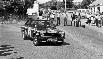 Ari Vatanen - Peter Bryant
7º Castrol Donegal International Rally 1978. Ford Escort RS 1800 MKII. Clasificado 1º.

Tomaron la salida 123 equipos, finalizaron 60.

[b]©[/b][url=lesashephotography.com] [b][u]lesashephotography.com.[/u][/b] [/url].
@
Palabras clave: Ari_Vatanen;Ford;Escort;MKII;Donegal;1978