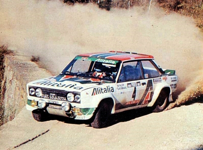 Markku Alén - Ilkka Kivimäki
12º Rallye de Portugal - Vinho do Porto 1978. Fiat 131 Abarth (TO P35975). Clasificado 1º.

Del 19 al 23 de Abril, Estoril, Portugal.
Superficie: asfalto - tierra.

El Rally tenia un total de 2504 km de los que 627 km divididos en 46 tramos eran especiales.

Tomaron la salida 112 equipos, finalizaron 20.@
Palabras clave: Markku_Alen;Fiat;Abarth;Portugal;1978