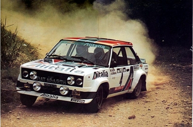 Markku Alén - Ilkka Kivimäki
12º Rallye de Portugal - Vinho do Porto 1978. Fiat 131 Abarth (TO P35975). Clasificado 1º.

Del 19 al 23 de Abril, Estoril, Portugal.
Superficie: asfalto - tierra.

El Rally tenia un total de 2504 km de los que 627 km divididos en 46 tramos eran especiales.

Tomaron la salida 112 equipos, finalizaron 20.@
Palabras clave: Markku_Alen;Fiat;Abarth;Portugal;1978