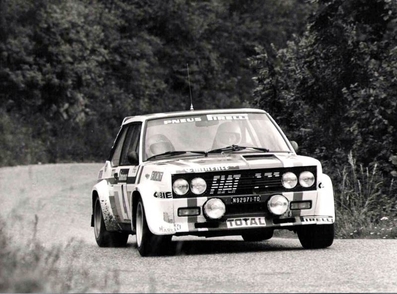 Michèle Mouton - Françoise Conconi
37º Tour de France Automobile 1978. Fiat 131 Abarth. Clasificada 1ª.

Del 16 al 21 de Septiembre, Biarritz, Nice, Francia.
Superficie: asfalto - tierra.

La prueba tenia un total de 4200.00 km de los que 1009.50 km divididos en 6 etapas y 47 tramos, eran especiales.

Tomaron la salida 74 equipos, finalizaron 27.@
Palabras clave: Michele_Mouton;Tour_France_Automobile;Fiat;Abarth;1978