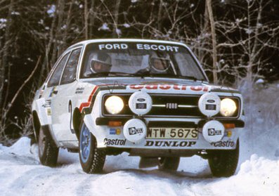 Björn Waldegard - Hans Thorszelius
28º Internacional Suecia Rally 1978. Ford Escort RS 1800 MKII (WTW 567S). Clasificado 1º.

Del 10 al 12 de Febrero, Karlstad, Suecia.
Superficie: nieve - hielo.

El Rally tenia un total de 1443.00 km de los que 615.60 km divididos en 38 tramos eran especiales (una de ellas fue cancelada SS36 Finneback - Renstad 2 de 16.90 Km).

Se inscribieron 116 equipos, tomaron la salida 112, finalizaron 60.@
Palabras clave: Bjorn_Waldegard;Hans_Thorszelius;Ford;Escort;MKII;Suecia;nieve;1978