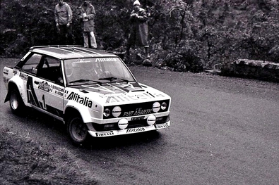 Maurizio Verini - Arnaldo Bernacchini
20º Rallye Sanremo 1978. Fiat 131 Abarth (TO R19730). Clasificado 2º.

Del 3 al 7 de Octubre, Sanremo, Liguria, Imperia, Italia.
Superficie: asfalto.

El Rally tenia un total de 1663.80 km de los que 893.80 km divididos en 56 tramos eran especiales, (1 fue cancelado, SS25 Santuario 1 de 7.30 km).

Se inscribieron 135 equipos, tomaron la salida 122, finalizaron 56.@
Palabras clave: ;Fiat;Abarth;Sanremo;1978