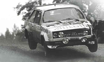 Timo Salonen - Erkki Nyman
28º Jyväskylän Suurajot - Rally of the 1000 Lakes 1978. Fiat 131 Abarth (TO R88536). Clasificado 2º.

Del 25 al 27 de Agosto, Jyväskylä, Finlandia.
Superficie: tierra.

El Rally tenia un total de 1397.70 km de los que 367.20 km divididos en 45 tramos eran especiales.

Se inscribieron 109 equipos, tomaron la salida 108, finalizaron 55.@
Palabras clave: Timo_Salonen;Fiat;Abarth;Finlandia;1978;