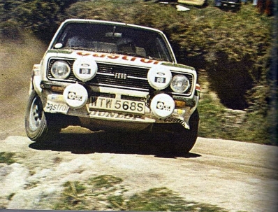 Hannu Mikkola - Arne Hertz
12º Rallye de Portugal Vinho do Porto 1978. Ford Escort RS 1800 MKII (WTW 568S). Clasificado 2º.

Del 19 al 23 de Abril, Estoril, Portugal.
Superficie: asfalto - tierra.

El Rally tenia un total de 2504 km de los que 627 km divididos en 46 tramos eran especiales.

Tomaron la salida 112 equipos, finalizaron 20.@
Palabras clave: ;Portugal;Ford;Escort;MKII;1978