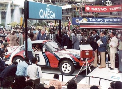 Björn Waldegard - Hans Thorszelius, 
26º Safari Rally 1978. Porsche 911 (S-DE 6394). Clasificado 4º.

Del 23 al 27 de Marzo, Nairobi, Kenya, África.
Superficie: tierra.

El Rally tenia un total de 5016 Km con 75 controles horarios.

Tomaron la salida 72 equipos, finalizaron 13.@
Palabras clave: Porsche;Safari;1978;parque_cerrado