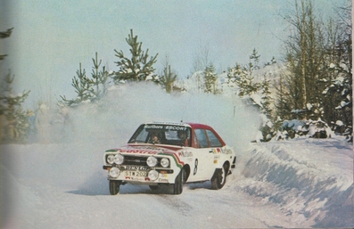 Ari Vatanen - Atso Aho
28º Internacional Suecia Rally 1978. Ford Escort RS 1800 MKII (STW 202R). Clasificado 5º.

Del 10 al 12 de Febrero, Karlstad, Suecia.
Superficie: nieve - hielo.

El Rally tenia un total de 1443.00 km de los que 615.60 km divididos en 38 tramos eran especiales (una de ellas fue cancelada SS36 Finneback - Renstad 2 de 16.90 Km).

Se inscribieron 116 equipos, tomaron la salida 112, finalizaron 60.@
Palabras clave: ;Ford;Escort;MKII;Suecia;1978;nieve