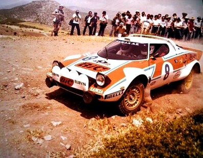 Tassos Livieratos 'Siroco' - Emmanouel (Manólis) Makrinos
25º Rally Acrópolis 1978. Lancia Stratos HF(E 674). Clasificado 6º.

Del 29 de Mayo al 2 de Junio, Atenas, Grecia.
Superficie: tierra.

El Rally tenia un total de 2974.11 km de los que 772.10 km divididos en 54 tramos eran especiales (2 de ellas fueron canceladas SS10 Kaloskopi de 22.30 Km y SS16 Aliakmon-Lake de 15.70 Km).

Se inscribieron 183 equipos, tomaron la salida 160, finalizaron 37.@
Palabras clave: Lancia;Stratos;Grecia;Acropolis;1978