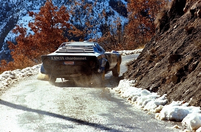Michèle Mouton - Françoise Conconi
46º Rallye Automobile de Monte-Carlo 1978. Lancia Stratos HF (TO N14329). Clasificado 7ª Scrath y 1ª Copa de Damas.

Del 21 al 27 de Enero, Monte-Carlo.
Superficie: asfalto - nieve.

El Rally tenia un total de 4600 km de los que 570 km divididos en 29 tramos eran especiales (5 de ellas fueron canceladas SS8 Col du Fanget de 10 Km, SS10 Serre Chevalier de 10 Km, SS11 Col du Lautaret de 15 Km, SS14 Saint Pierreville de 16 Km y SS15 Burzet de 44 Km).

Se inscribieron 231 equipos, tomaron la salida 216, finalizaron 129.@
Palabras clave: Michele_Mouton;Lancia;Stratos;Montecarlo;1978;Mujeres;Womens