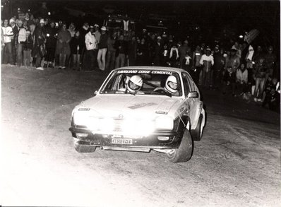 Livio Lorenzelli - Tuccini
11º Rallye dell'Isola d'Elba 1978. Opel Kadett GT/E. Clasificado 7º.

Del 4 al 6 de Mayo, Portoferraio, Toscana, Livorno, Italia.
Superficie: asfalto.

El Rallye constaba de 2 etapas y 38 tramos especiales.
Desconocemos cuantos kilómetros tenía tanto totales como cronometrados.

Tomaron la salida 149 equipos, finalizaron 51.@
Palabras clave: Elba;Opel;Kadett;GT/E;1978