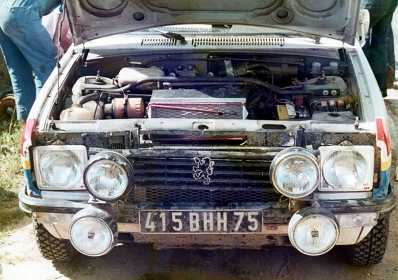 Timo Makinen - Jean Todt
12º Rallye de Portugal Vinho do Porto 1978. Peugeot 104 ZS (415 BHH 75). Clasificado 7º.

Del 19 al 23 de Abril, Estoril, Portugal.
Superficie: asfalto - tierra.

El Rally tenia un total de 2504 km de los que 627 km divididos en 46 tramos eran especiales.

Tomaron la salida 112 equipos, finalizaron 20.@
Palabras clave: Timo_Mäkinen;Jean_Todt;Peugeot;Portugal;1978