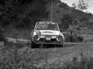 Svatopluk Kvaizar - Jirà­ Kotek
11º Rallye dell'Isola d'Elba 1978. Skoda 130RS. Clasificado 11º.

Del 4 al 6 de Mayo, Portoferraio, Toscana, Livorno, Italia.
Superficie: asfalto.

El Rallye constaba de 2 etapas y 38 tramos especiales.
Desconocemos cuantos kilómetros tenía tanto totales como cronometrados.

Tomaron la salida 149 equipos, finalizaron 51.@
Palabras clave: Elba;Skoda;1978