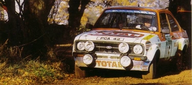 Jean-Pierre Nicolas - Vincent Laverne
27º Lombard RAC Rally 1978. Ford Escort RS1800 MKII (PCA 42). Clasificado 11º.

Del 19 al 23 de Noviembre, Birmingham, Inglaterra.
Superficie: tierra.

El Rally tenia un total de 3160 km de los que 715.37 km divididos en 76 tramos eran especiales.

Se inscribieron 175 equipos, tomaron la salida 168, finalizaron 61.@
Palabras clave: ;Ford;Escort;MKII;Gran_Bretaña;1978;RAC_Rally;Inglaterra