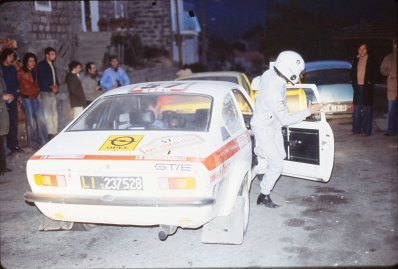 M. Bussotti - d'Apolo
22º Tour de Corse 1978. Opel Kadett GT/E (LI 237528). Clasificado 36º.

Del 4 al 5 de Noviembre, Ajaccio, Francia.
Superficie: asfalto.

El Rally tenia un total de 1166 km de los que 533 km divididos en 10 tramos, eran especiales.

En esta edición hab­ian 4 tramos de casi 100 Km
SS3 Le Fango - St Sauveur de 85.80 Km
SS5 Moca - Abbazia de 99 Km
SS8 St Antoine - Pont St Lauren de 97.60 Km
SS9 Ponte Nuovo - Pianiccia de 88.20 Km

Tomaron la salida 116 equipos, finalizaron 37.

Palabras clave: Opel;Kadett;GT/E;Corse;Corcega;1978