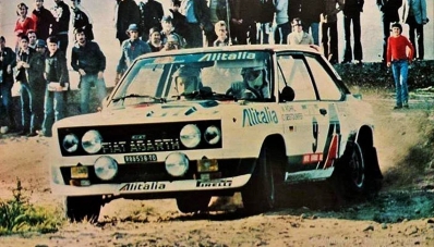 Walter Röhrl - Christian Geistdörfer
12º Rallye de Portugal Vinho do Porto 1978. Fiat 131 Abarth (TO R88538). Abandonó por el embrague en SS20 Cabreira de 27.00 km.

Del 19 al 23 de Abril, Estoril, Portugal.
Superficie: asfalto - tierra.

El Rally tenia un total de 2504 km de los que 627 km divididos en 46 tramos eran especiales.

Tomaron la salida 112 equipos, finalizaron 20.@
Palabras clave: Walter_Röhrl;Fiat;Abarth;Portugal;1978