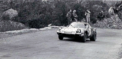 Adartico Vudafieri - Bruno Scabini
22º Tour de Corse 1978. Lancia Stratos HF. Abandonó por accidente en SS2 Calvi - Le Fango de 31.00 km

Del 4 al 5 de Noviembre, Ajaccio, Francia.
Superficie: asfalto.

El Rally tenia un total de 1166 km de los que 533 km divididos en 10 tramos, eran especiales.

En esta edición hab­ian 4 tramos de casi 100 Km
SS3 Le Fango - St Sauveur de 85.80 Km
SS5 Moca - Abbazia de 99 Km
SS8 St Antoine - Pont St Lauren de 97.60 Km
SS9 Ponte Nuovo - Pianiccia de 88.20 Km

Tomaron la salida 116 equipos, finalizaron 37.
@
Palabras clave: ;Lancia;Stratos;Corse;Corcega;1978