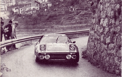 Raffaele (Lele) Pinto - Fabio Penariol
20º Rallye Sanremo 1978. Ferrari 308 GTB (PD 499594). Abandonó por el distribuidor en SS18 Apricale de 62.50 Km.

Del 3 al 7 de Octubre, Sanremo, Liguria, Imperia, Italia.
Superficie: asfalto.

El Rally tenia un total de 1663.80 km de los que 893.80 km divididos en 56 tramos eran especiales, (1 fue cancelado, SS25 Santuario 1 de 7.30 km).

Se inscribieron 135 equipos, tomaron la salida 122, finalizaron 56.@
Palabras clave: Raffaele_Pinto;Ferrari;GTB;Sanremo;1978