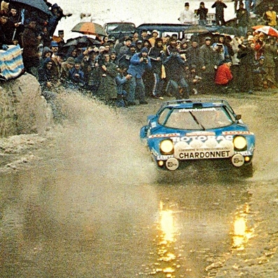 Bernard Darniche - Alain Mahé
47º Rallye Automobile de Monte-Carlo 1979. Lancia Stratos HF (TO R06880). Clasificado 1º.
Team Chardonnet

Del 20 al 26 de Enero, Monte-Carlo.
Superficie: asfalto - nieve.

El Rally tenia un total de 2554.00 km de los que 619.00 km divididos en 30 tramos eran especiales (1 de ellos fue cancelado SS13 St Barthelemy de 19 Km).

Se inscribieron 255 equipos, tomaron la salida 233, finalizaron 84.@
Palabras clave: Lancia;Stratos;Montecarlo;1979