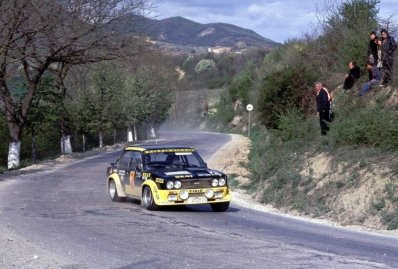 Antonio Zanini Sans - Juan-Jose Petisco
10º Rally Albena / Zlatni Piassatzi / Bulgaria 1979. Fiat 131 Abarth (B-2528-CV). Clasificado 1º.

Del 7 al 9 de Abril.
Superficie: asfalto.

El Rally constaba de 45 tramos cronometrados.
Desconocemos de cuantos kilómetros tanto totales como especiales constaba la prueba.

Tomaron la salida 83 equipos, finalizaron 36.@
Palabras clave: Antonio_Zanini;Juan-Jose_Petisco;Albena;Zlatni;Bulgaria;Fiat;Abarth;1979