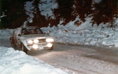 Björn Waldegard - Hans Thorszelius
47º Rallye Automobile de Monte-Carlo 1979. Ford Escort RS 1800 MKII (VHK 74S). Clasificado 2º.

Del 20 al 26 de Enero, Monte-Carlo.
Superficie: asfalto - nieve - hielo.
El Rally tenia un total de 2554.00 km de los que 619.00 km divididos en 30 tramos eran especiales (1 de ellos fue cancelado SS13 St Barthelemy de 19 Km).

Se inscribieron 255 equipos, tomaron la salida 233, finalizaron 84.@
Palabras clave: ;Hans_Thorszelius;Ford;Escort;MKII;MKII;Montecarlo;1979