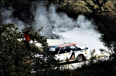 Walter Röhrl - Christian Geistdörfer
21º Rally de Sanremo 1979. Fiat 131 Abarth (TO R88538). Clasificado 2º.

Del 1 al 7 de Octubre, Sanremo, Imperia, Liguria, Italia.
Superficie: asfalto - tierra.

El Rally tenia un total de 2941.00 km de los que 962.00 km divididos en 74 tramos eran especiales.

Se inscribieron 72 equipos, tomaron la salida 67, finalizaron 26.@
Palabras clave: Walter_Röhrl;Fiat;Abarth;Sanremo;1979