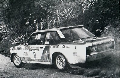 Attilio Bettega - Maurizio Perissinot
12º Rallye dell'Isola d'Elba 1979. Fiat 131 Abarth, Clasificado 2º.

Del 26 al 28 de Abril.
Superficie: tierra.

Desconocemos de cuantos kilómetros tanto totales como cronometrados constaba la prueba.

Tomaron la salida 190 equipos, finalizaron 62.@
Palabras clave: Attilio_Bettega;Maurizio_Perissinot;Elba;Fiat;1979;Abarth