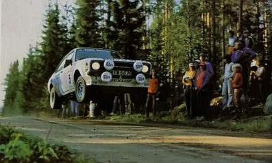 Björn Waldegard - Claes Billstam
29º Jyväskylän Suurajot - Rally of the 1000 Lakes 1979. Ford Escort RS1800 MKII (WTW 567S). Clasificado 3º.

Del 24 al 28 de Agosto, Jyväskylä, Finlandia.
Superficie: tierra.

El Rally tenia un total de 1448.50 km de los que 423.50 km divididos en 45 tramos eran especiales (2 de ellas fueron canceladas SS20 y SS29).

Se inscribieron 133, tomaron la salida 128, finalizaron 74.

© Martin Holmes.
@
Palabras clave: ;Ford;Escort;MKII;MKII;Finlandia;1979;