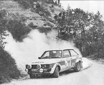 Anthony (Tony) Pond - Ian Grindrod
21º Rally de Sanremo 1979. Talbot Sunbeam Lotus (EVC 444T). Clasificado 4º.

Del 1 al 7 de Octubre, Sanremo, Imperia, Liguria, Italia.
Superficie: asfalto - tierra.

El Rally tenia un total de 2941.00 km de los que 962.00 km divididos en 74 tramos eran especiales.

Se inscribieron 72 equipos, tomaron la salida 67, finalizaron 26.@
Palabras clave: Tony_Pond;Talbot;Sunbeam;Lotus;Sanremo;1979