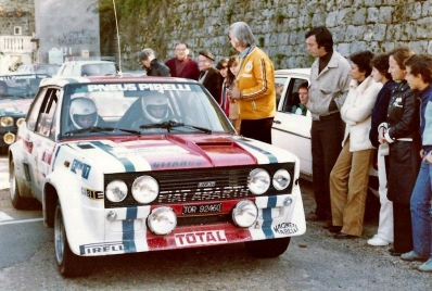 Michèle Mouton - Françoise Conconi
23º Tour de Corse 1979. Fiat 131 Abarth (TO R92450). Clasificada 5ª.

Del 2 al 4 de Noviembre, Ajaccio, Córcega, Francia.
Superficie: asfalto.

El Rally tenia un total de 2040.00 km de los que 1128.90 km divididos en 22 tramos eran especiales.

Se inscribieron 125 equipos, tomaron la salida 112, finalizaron 14.@
Palabras clave: Michele_Mouton;Fiat;Abarth;Corcega;Corse;1979;Womens;Mujeres