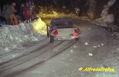 Jean-Pierre Nicolas - Jean Todt
47º Rallye Automobile de Monte-Carlo 1979. Porsche 911 Carrera RS 3.0 (5336 RM 34). Clasificado 6º.

Del 20 al 26 de Enero, Monte-Carlo.
Superficie: asfalto - nieve - hielo.

El Rally tenia un total de 2554.00 km de los que 619.00 km divididos en 30 tramos eran especiales (1 de ellos fue cancelado SS13 St Barthelemy de 19 Km).

Se inscribieron 255 equipos, tomaron la salida 233, finalizaron 84.@
Palabras clave: ;Jean_Todt;Porsche;Montecarlo;1979;nieve