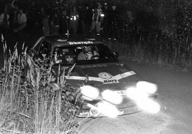 Per Eklund - Hans Sylvan
29º Jyväskylän Suurajot - Rally de los 1000 Lagos 1979. Triumph TR7 V8 (TUD 682T). Clasificado 8º.

Del 24 al 28 de Agosto, Jyväskylä, Finlandia.
Superficie: tierra.

El Rally tenia un total de 1448.50 km de los que 423.50 km divididos en 45 tramos eran especiales (2 de ellas fueron canceladas SS20 y SS29).

Se inscribieron 133, tomaron la salida 128, finalizaron 74.@
Palabras clave: ;Hans_Sylvan;Mazda;TR7;Finlandia;1979