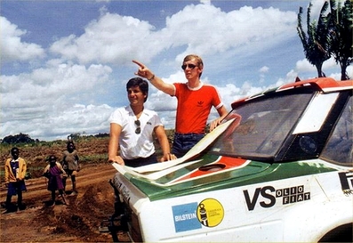 Walter Röhrl - Christian Geistdörfer
27º Safari Rally 1979. Fiat 131 Abarth (TO R92448). Clasificado 8º.

Del 12 al 16 de Abril, Nairobi, Kenya, África.
Superficie: tierra.

El Rally tenia un total de 5027.46 km con 82 controles horarios.

Tomaron la salida 66 equipos, finalizaron 21.@
Palabras clave: Walter_Röhrl;Fiat;Abarth;Safari;1979;Personajes